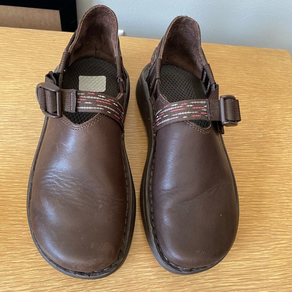 Brown Leather Chaco PedShed Slides - Picture 8 of 9